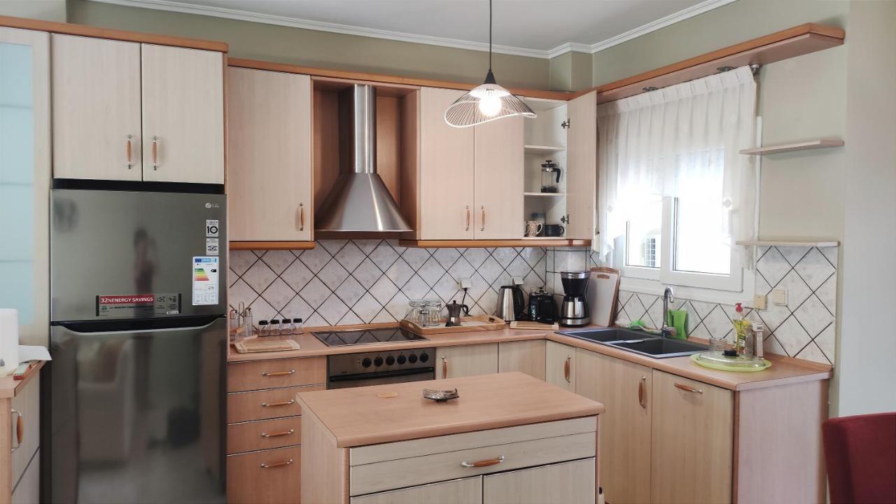 Peraía The Golden Guest House מראה חיצוני תמונה