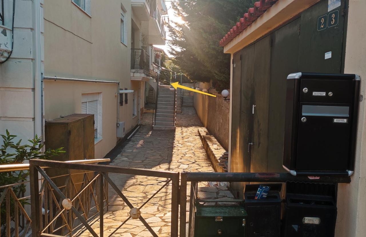 Peraía The Golden Guest House מראה חיצוני תמונה